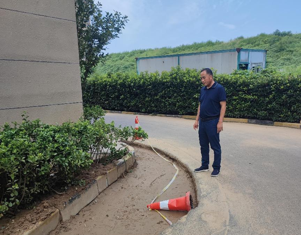 集團(tuán)公司黨委委員、副總經(jīng)理祁紅軍到柳林安置區(qū)檢查督導(dǎo)消防整改和驗(yàn)收工作